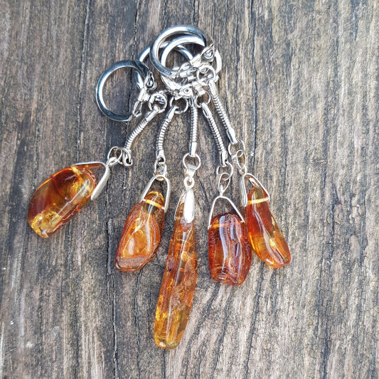 Keychain with amber(5 units )