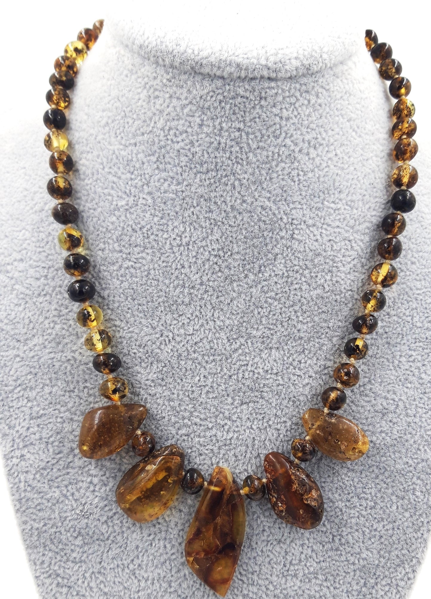 Baltic amber necklace for adult with pendants