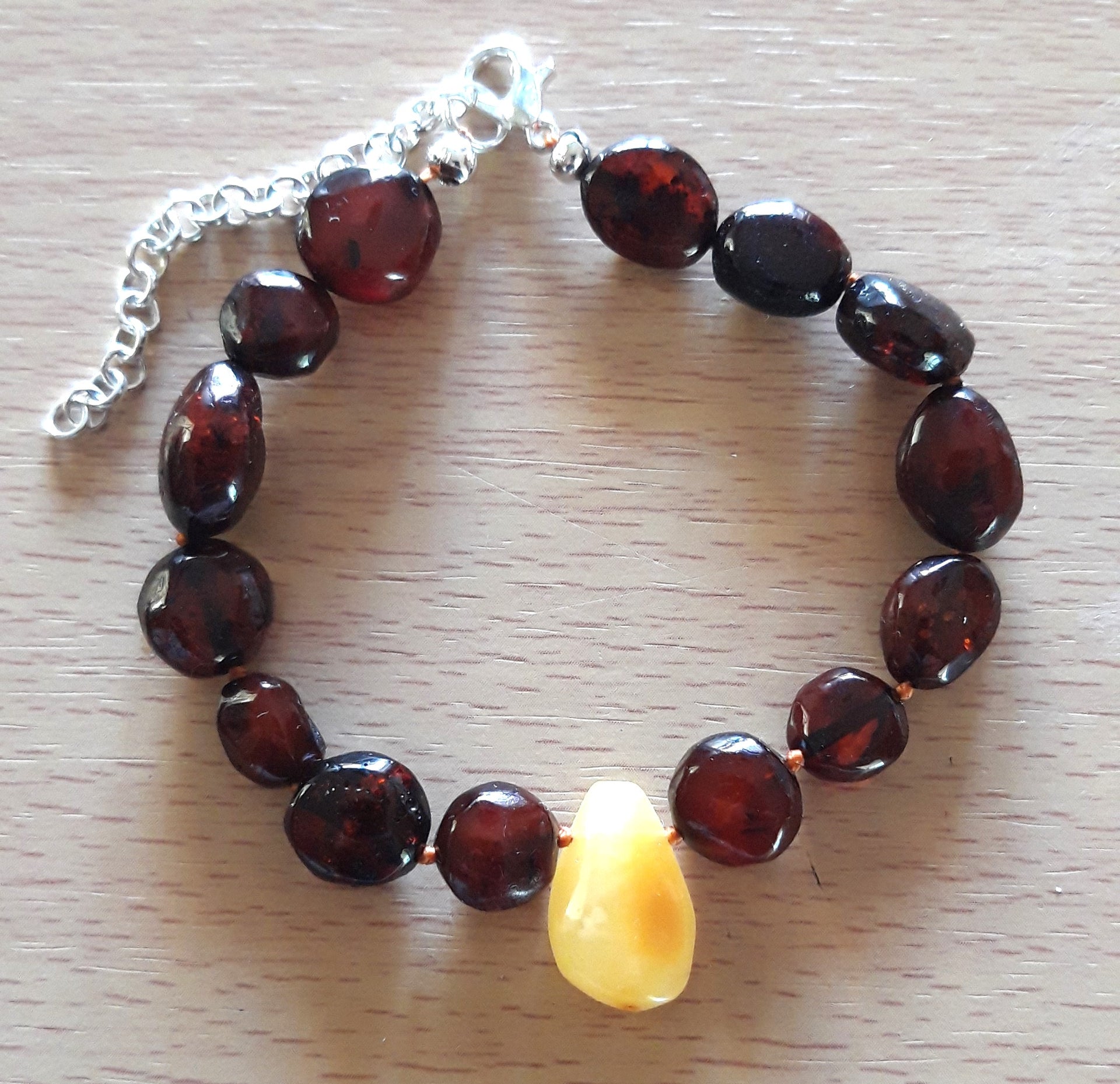 Baltic amber bracelet for adults